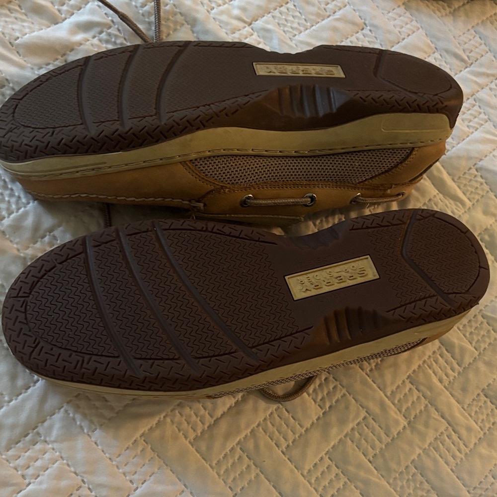 Sperry Men's Brown and Cream Boat Shoes - Picture 2 of 2